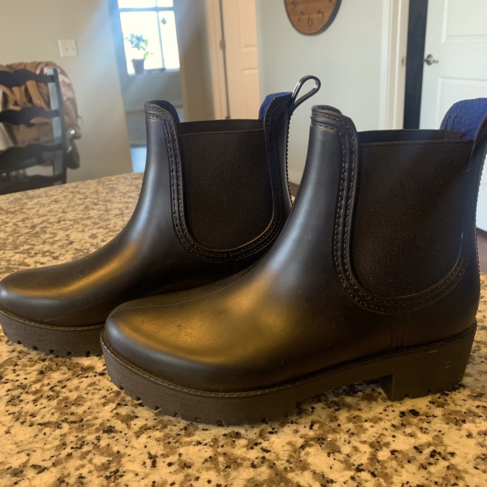 Nine West Chelsea Boots